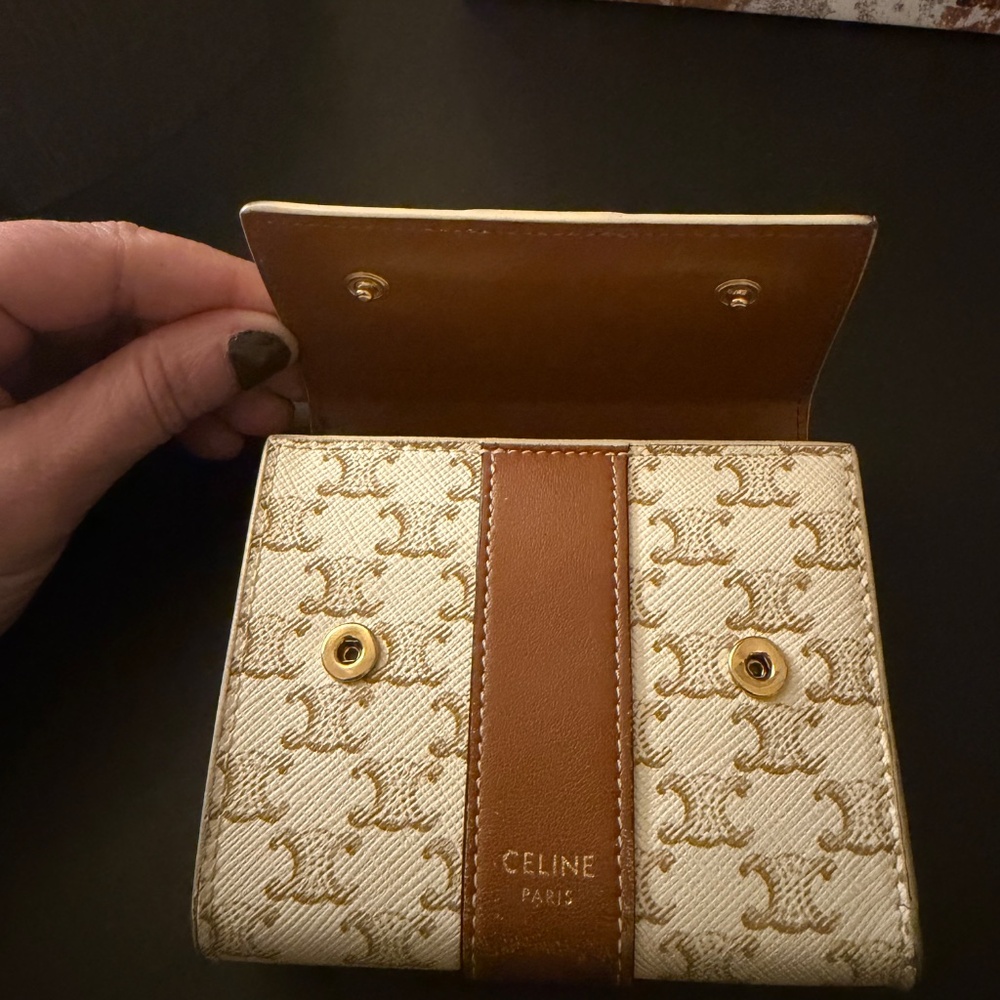 Celine Triomphe Compact Wallet - Picture 5 of 12